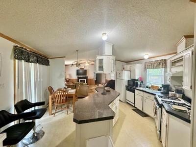 165 Panhandle Drive E