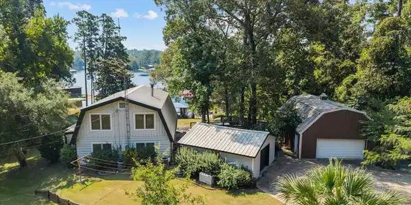 272 White Oak