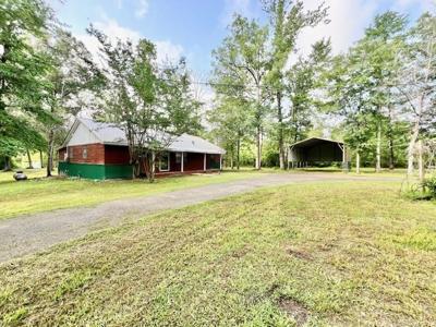 880 Pleasure Bend Road