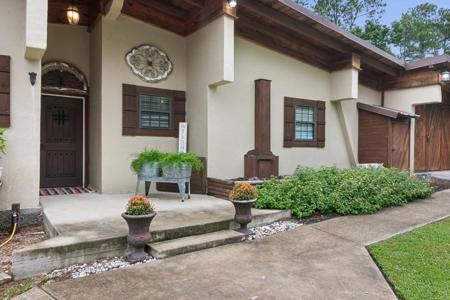 1213 Lakeshore 1st Street
