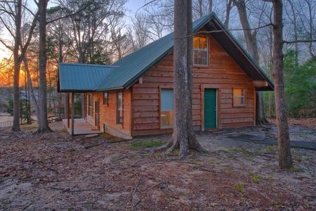 951 Hickory Hill Drive