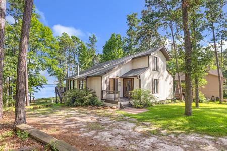130 Boxwood Lane