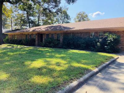 204 Primrose Ln
