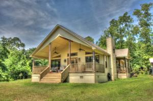 115 Lakecrest