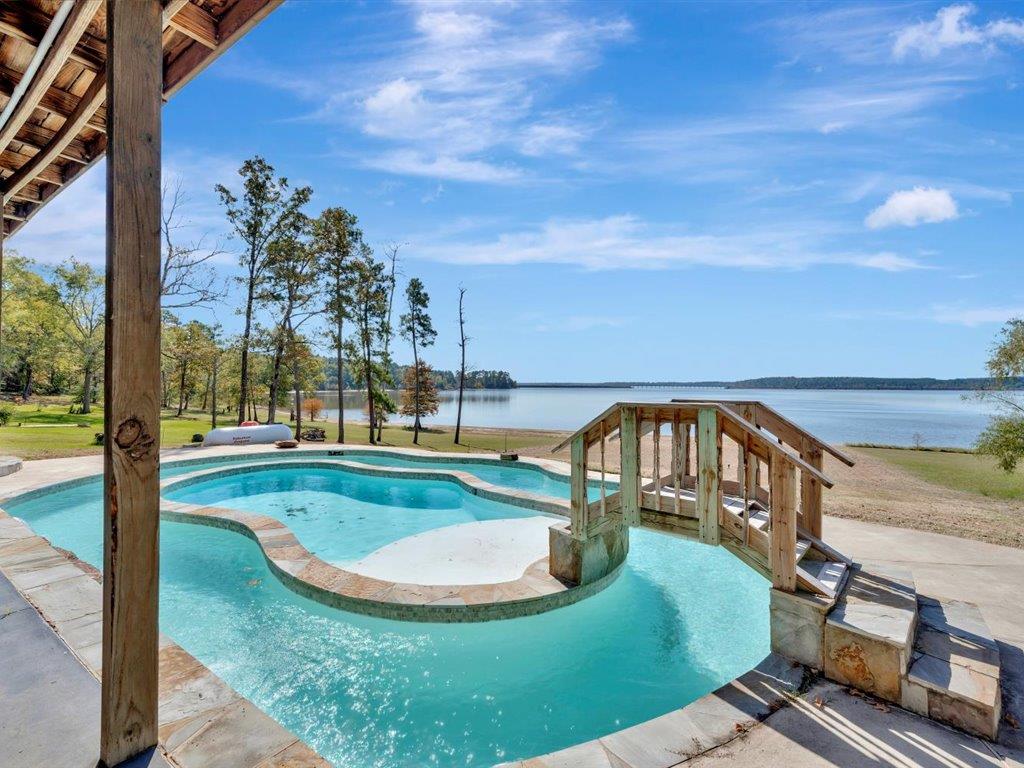 388 CR 5597, Etoile, TX lhrmls00844824