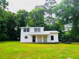 1605 Cypress Point