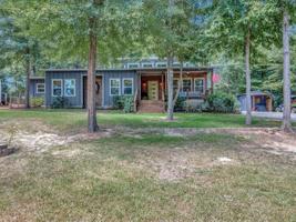 521 Leisure Lane