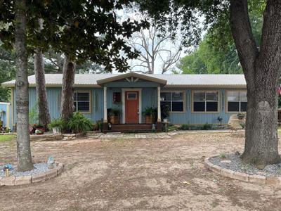 104 Paradise Drive