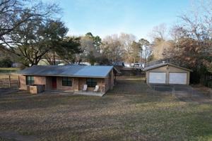 447 Persimmon Ave