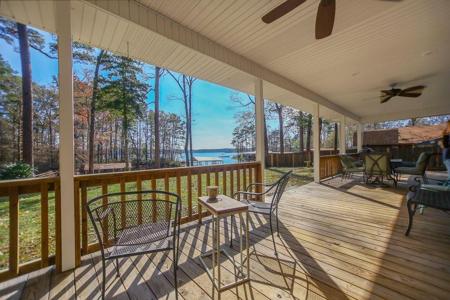 362 Holly Bay Circle