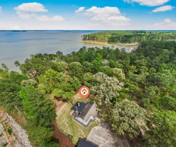 285 Private Road 3037