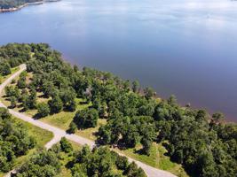Lot 7 Sunset Court