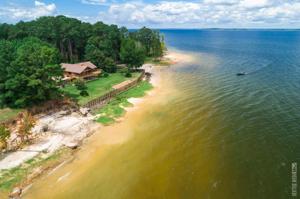 175 Rollingwood Drive