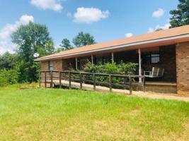 2630 E Lake Drive