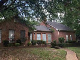 1200 Ridgeview Ln