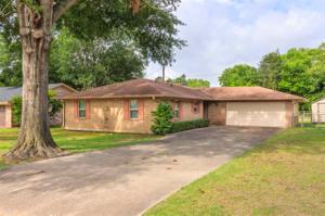 1043 CHEVY CHASE ST.