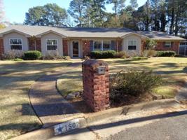 1502 Willowview