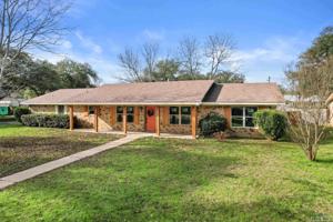 1008 chevy chase
