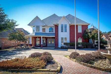 1406 Secluded Ln