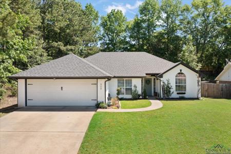 908 Victoria Dr