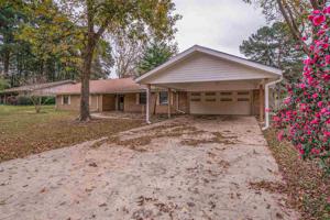 2506 Fernwood Dr.
