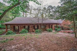 1413 Greenbriar Trail Trl
