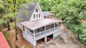 162 Fairway Dr East