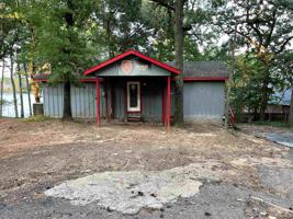 2314 W Lake Dr
