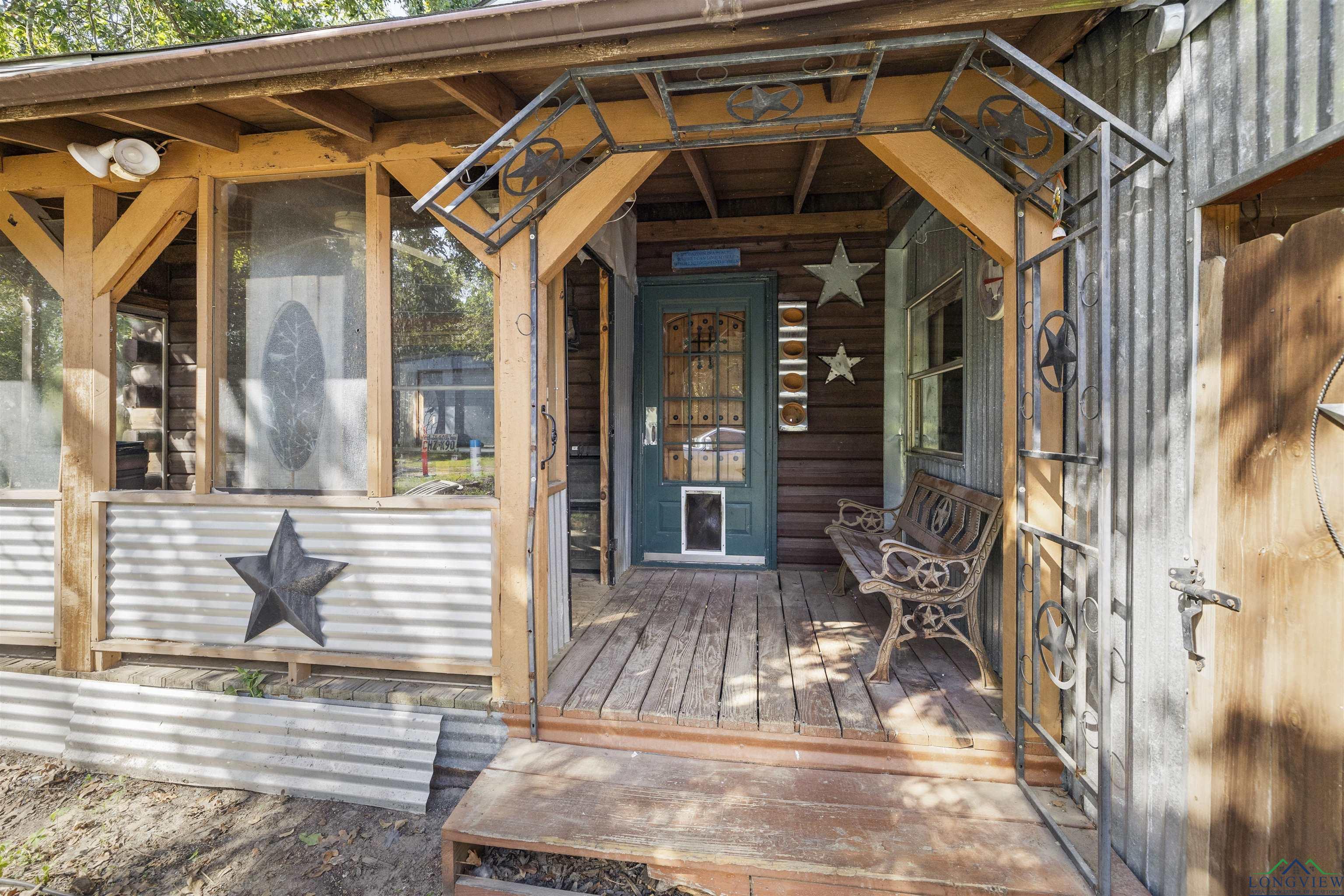 Image 1: Property entrance, Entry