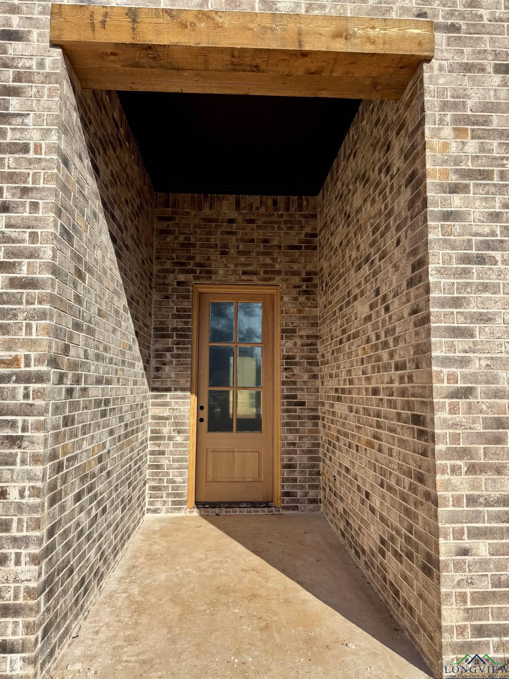 Image 3: View of property entrance, Entry