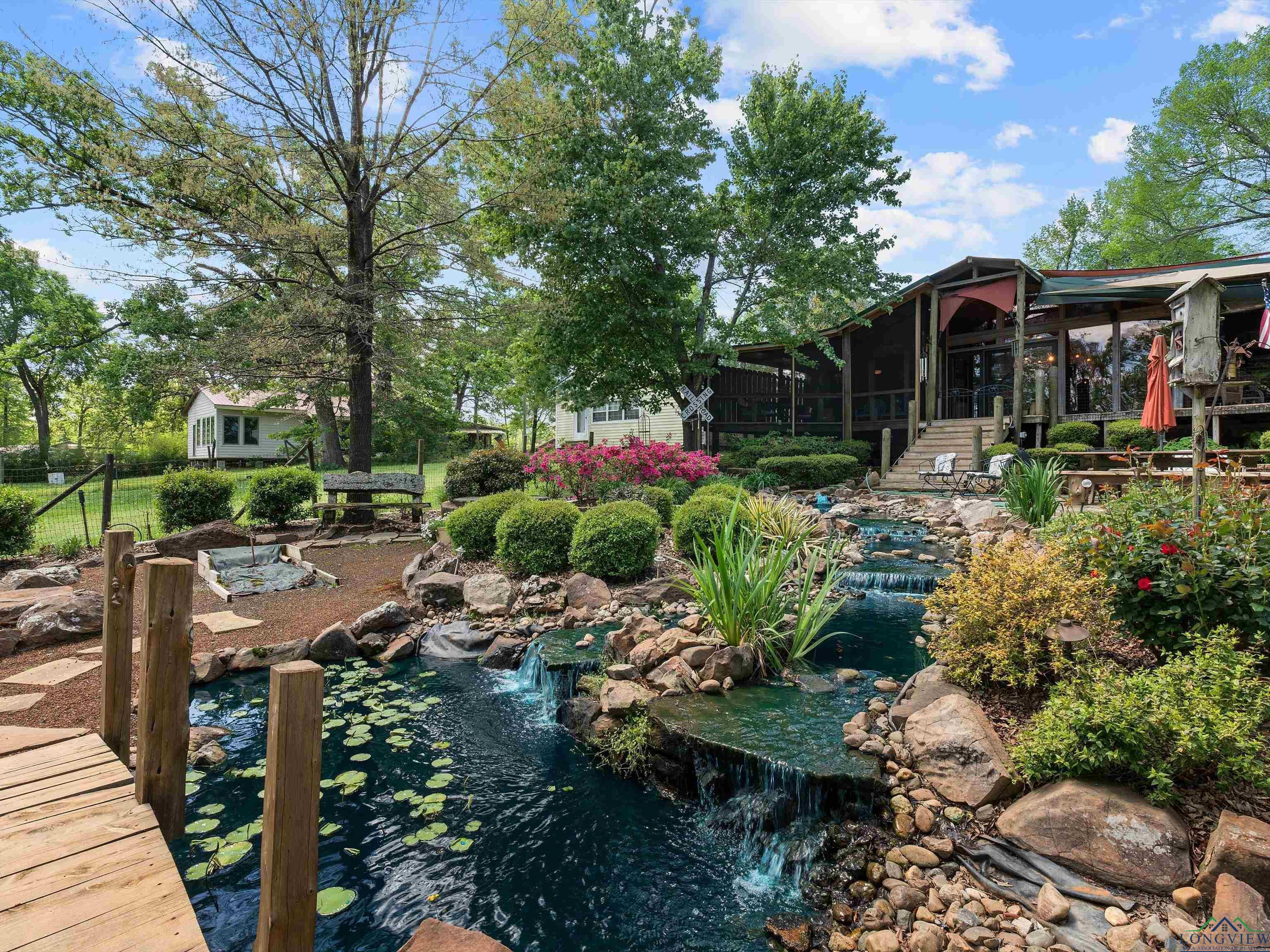 Image 3: Water Garden