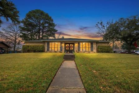 1606 Timothy St.