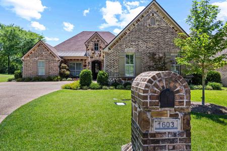 1603 San Augustine Lane
