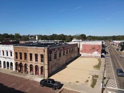 101 &109 N Polk Street