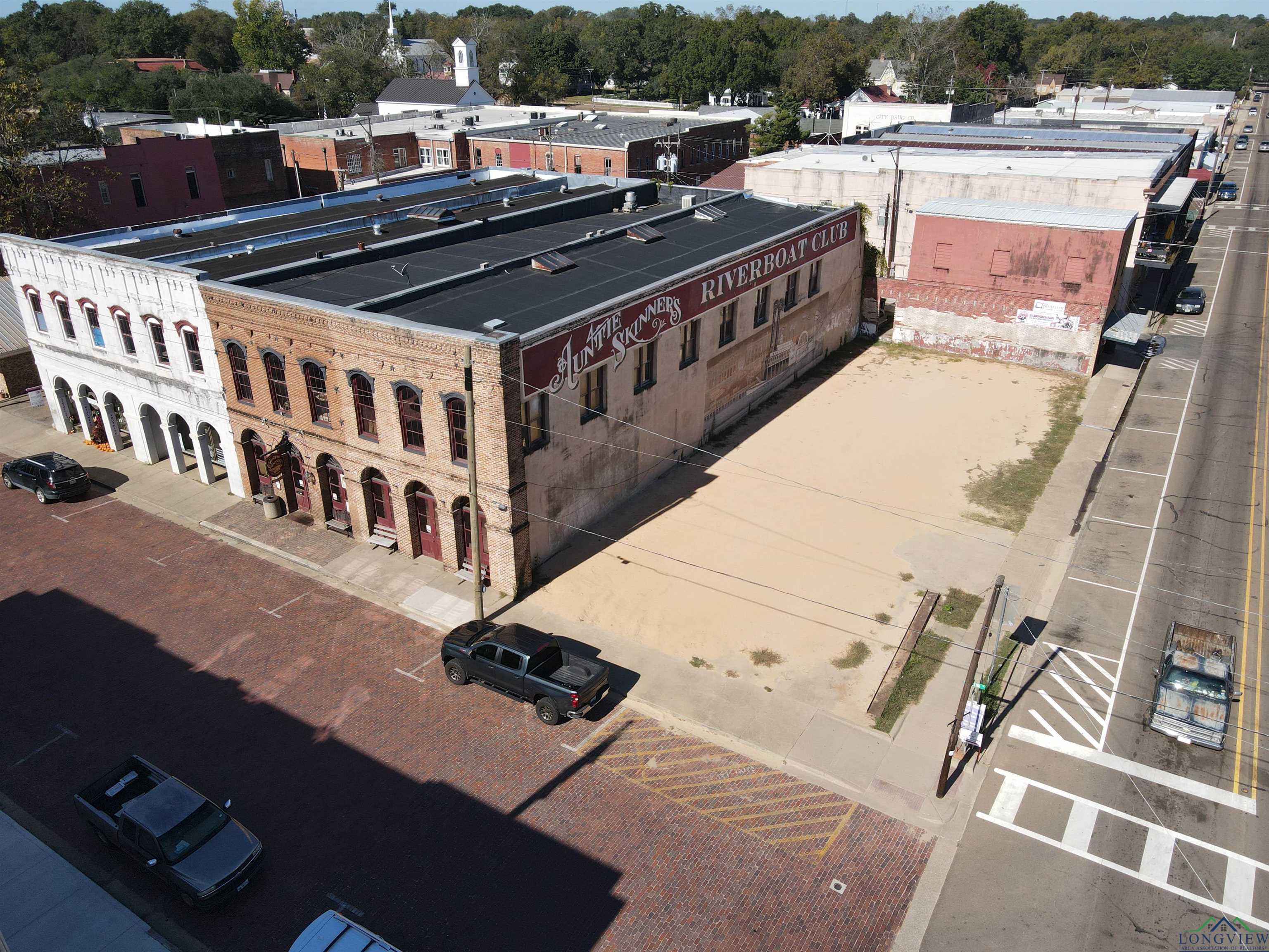 Image 2: Aerial view, Aerial View