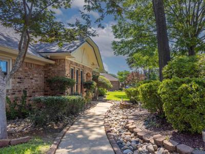 1107 Lovers Lane