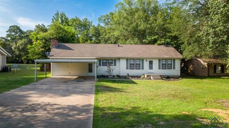 303 Ruthlynn