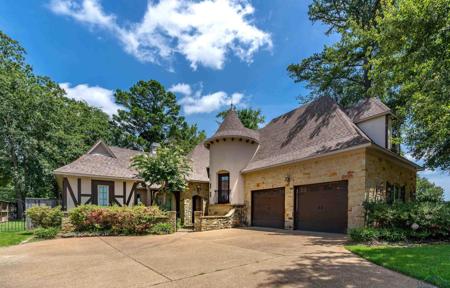 1001 RIVERWOOD DRIVE