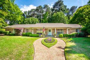 1308 Whispering Pines Blvd