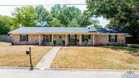 305 Laurel St.