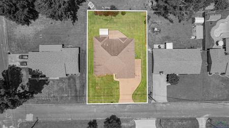 2104 E Harold