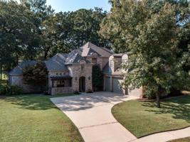 194 Dogwood Lakes
