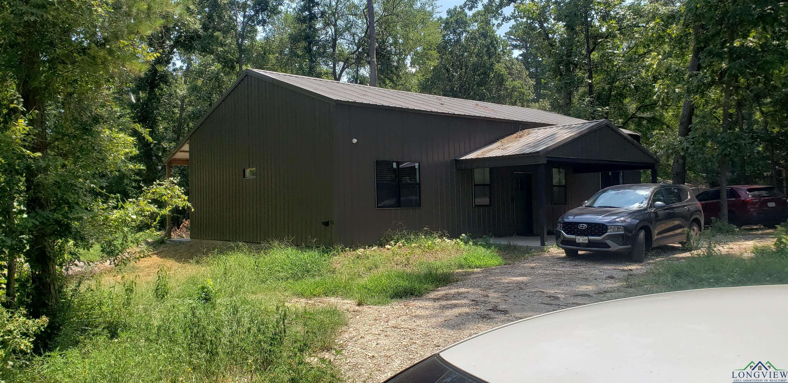 Image 3: New Home to the Right