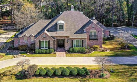 3 Spring Creek Pl