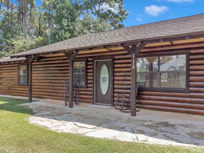 111 Oak Dr.