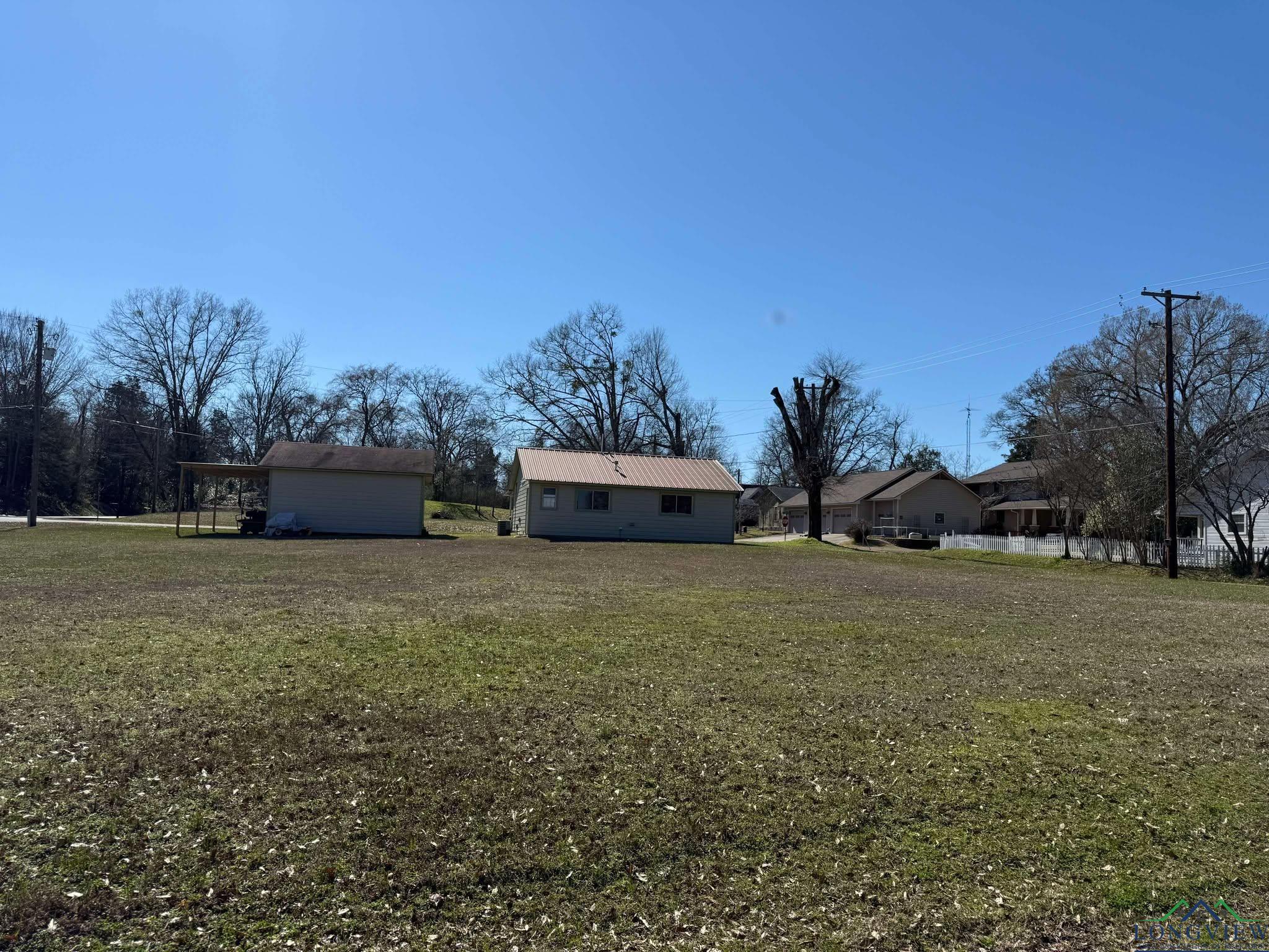 Image 3: View of green lawn, Yard