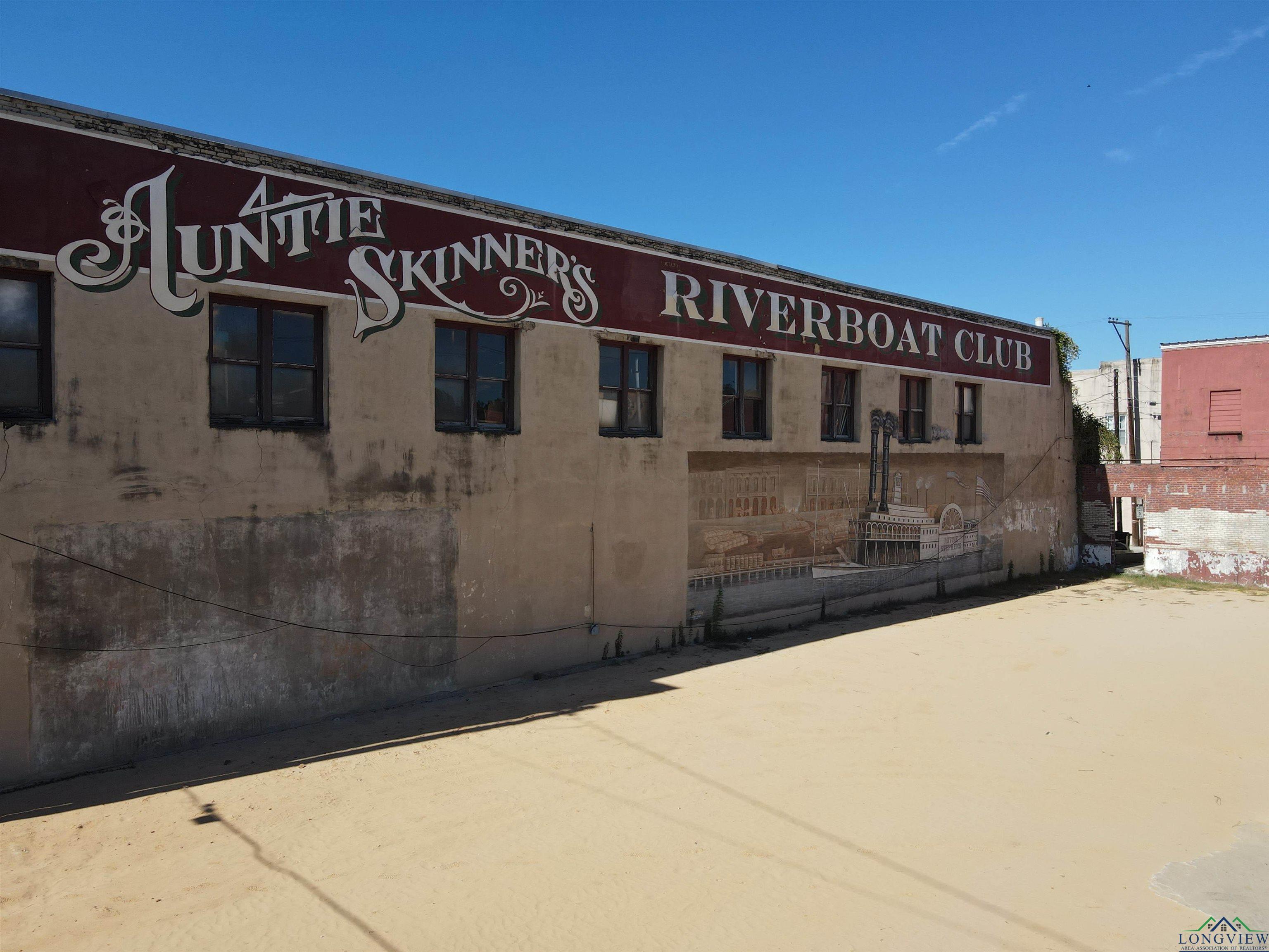 Image 3: View of building exterior, Front Of Structure