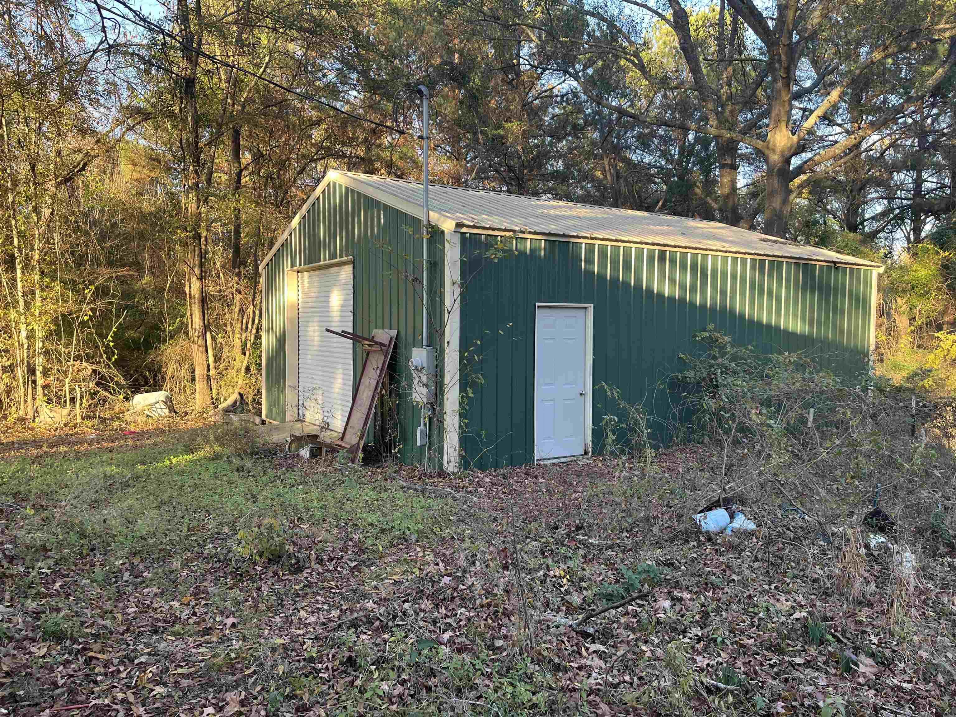 Image 3: View of outdoor structure, Workshop