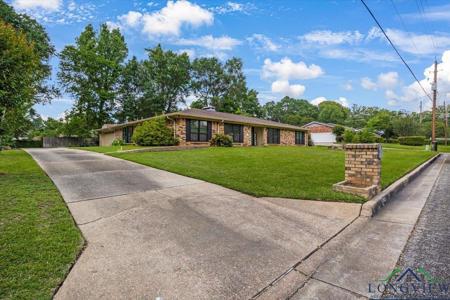 1611 Springdale St.