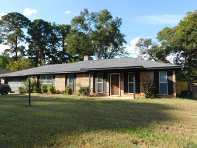 2204 WOODBINE DR